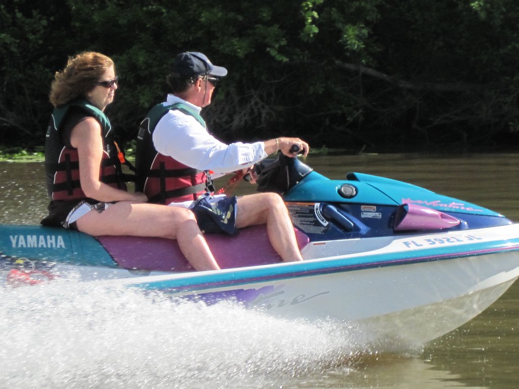 IMG_1816.jpg - Johnny and Kathy