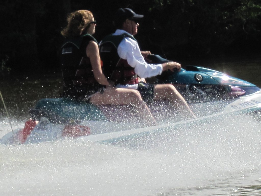 IMG_1820.jpg - Johnny and Kathy