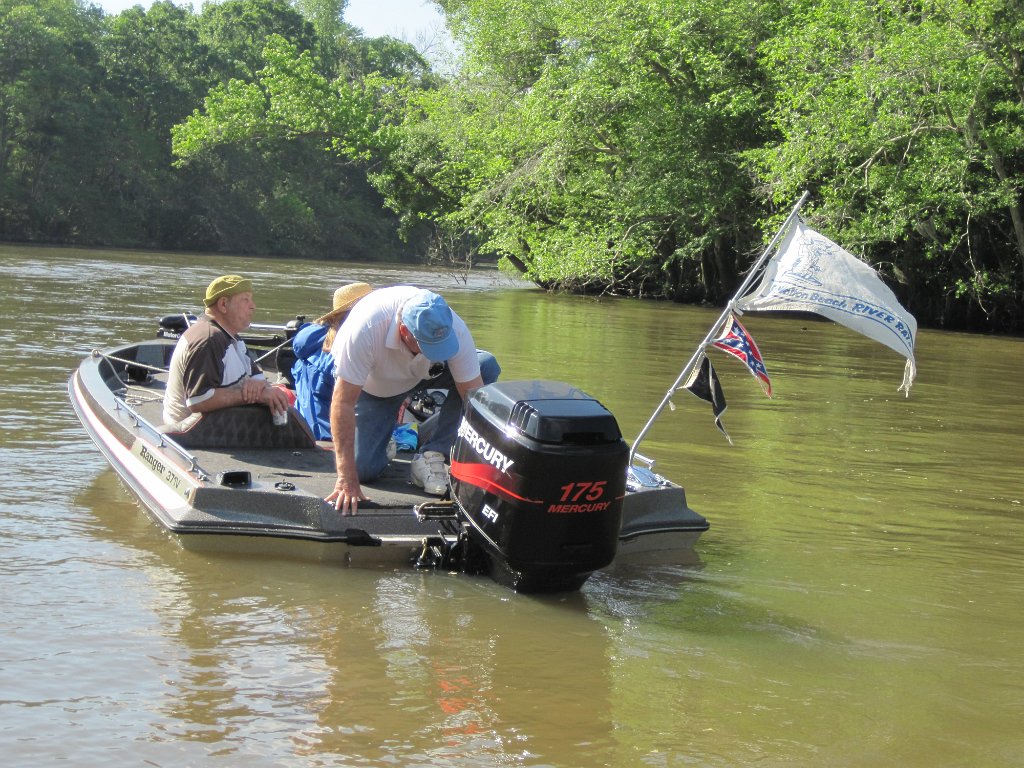 IMG_1828.jpg - Earl - first indication of problems