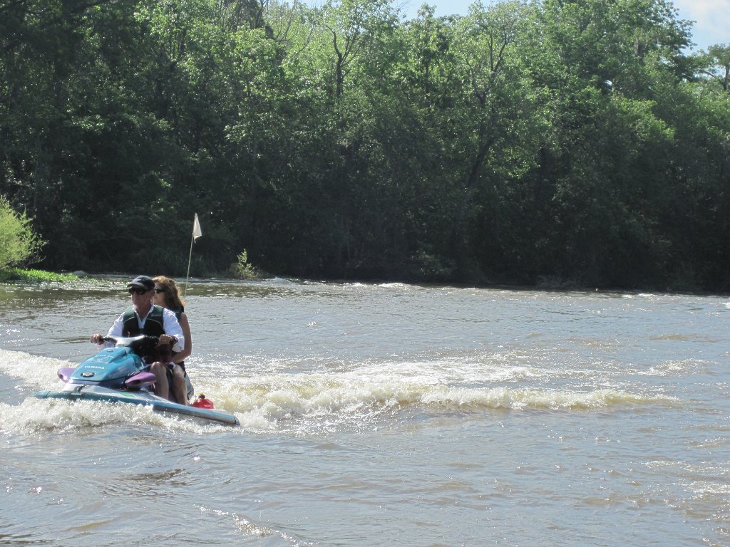 IMG_1835.jpg - Johnny and Kathy