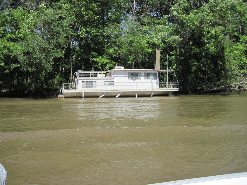 IMG_1879.jpg - River sights