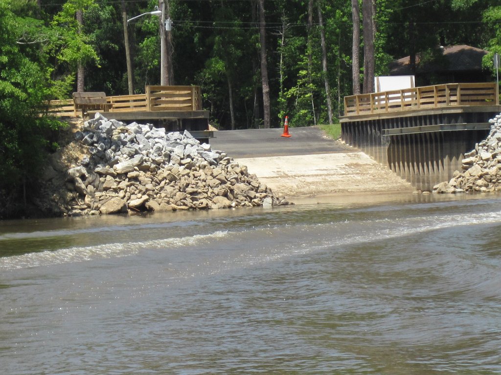 IMG_1905.jpg - River sights