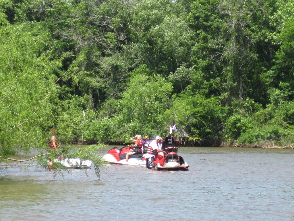 IMG_1912.jpg - Roy adding more gasoline